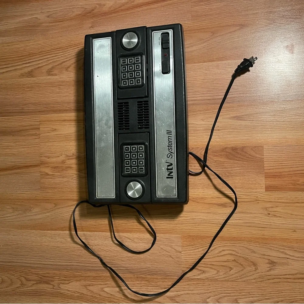 Rare Intellivision INTV System III video game system